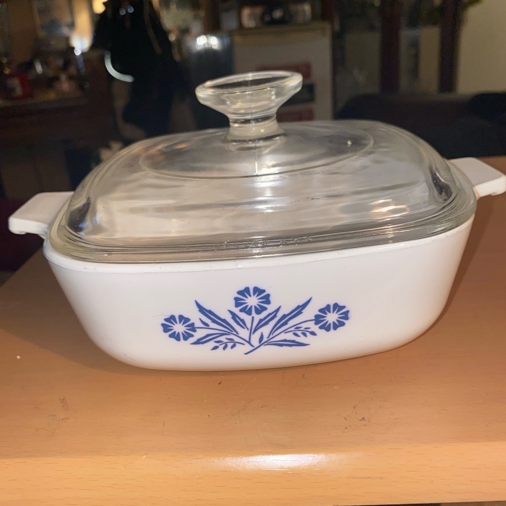 Rare vintage Corning ware 1958/59 1 quart casserole dish. Pyroceram TM. B-30